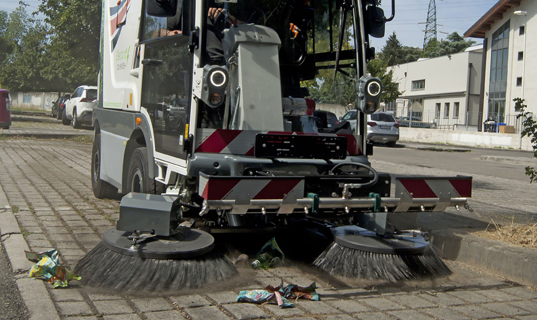 Natura 2.0 third broom